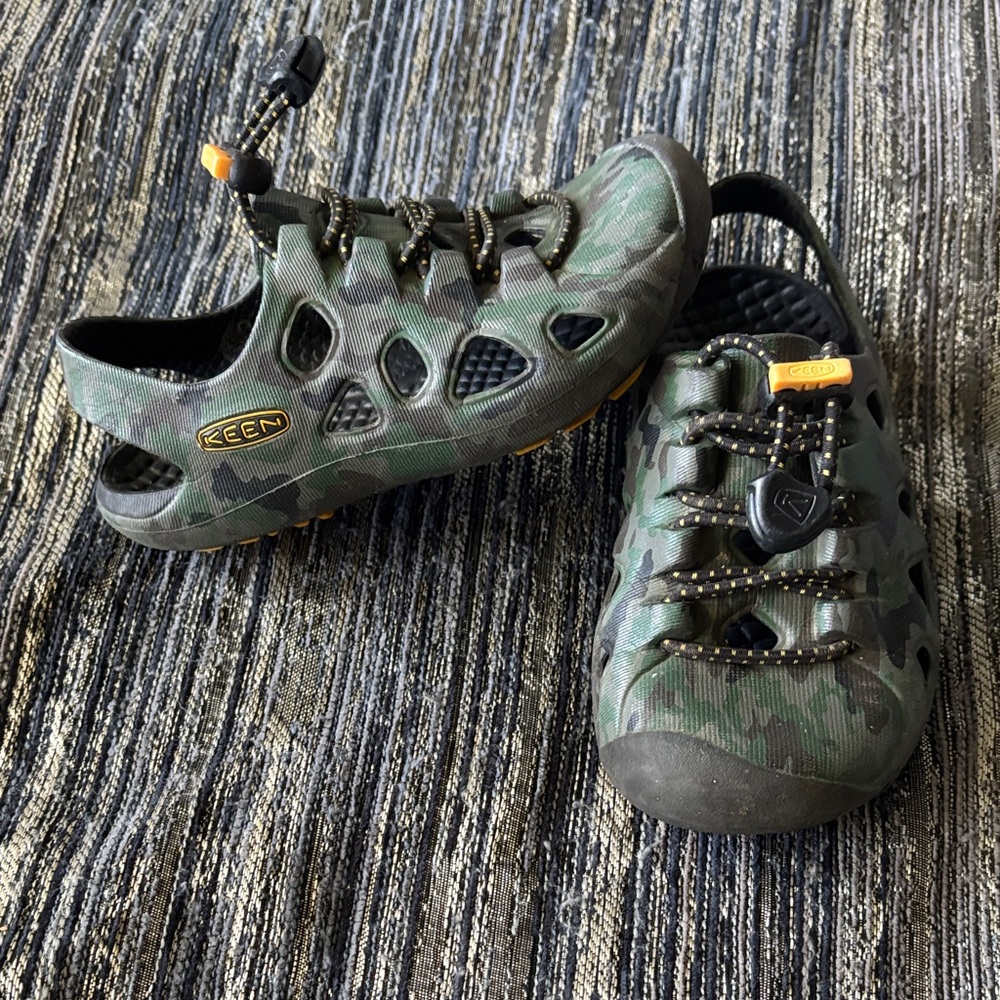 Keen Kids Camo Green Water Shoes with Black and Yellow Accents